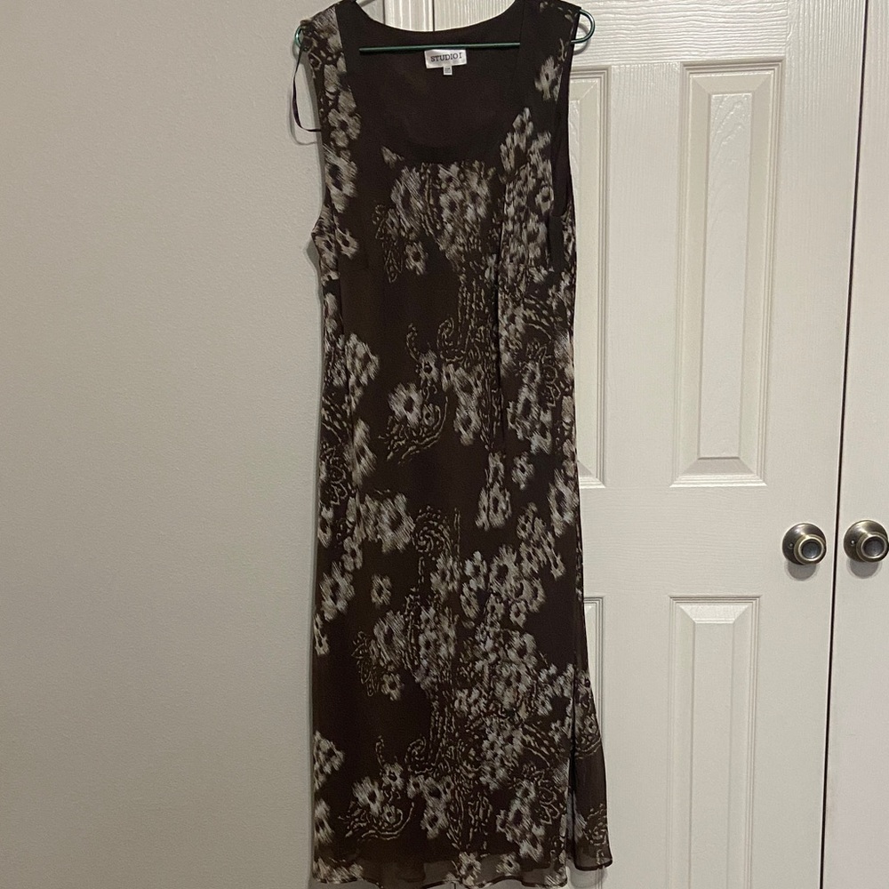 Studio One Brown Maxi Dress with Floral Pattern